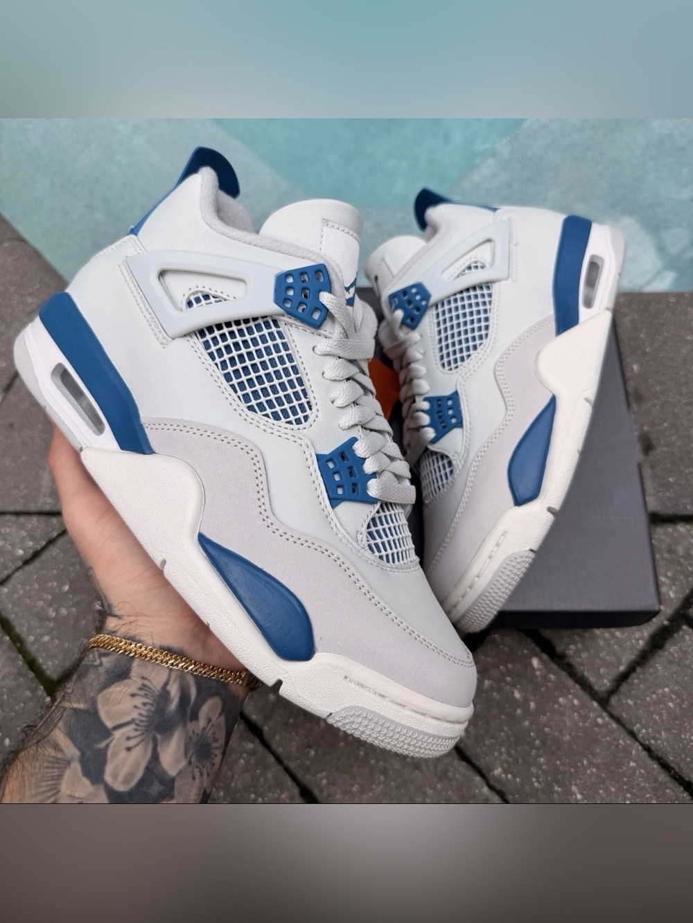 AIR JORDAN 4 RETRO ‘MILITARY INDUSTRIAL BLUE’ FV5029-141 SHIP NOW SIZE 7.5 MENS